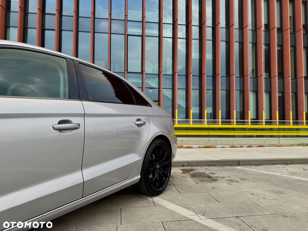 Audi A3 Limousine 2.0 TFSI quattro S tronic sport - 6