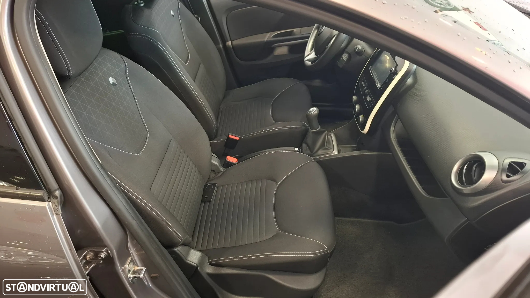 Renault Clio Sport Tourer 0.9 TCE Limited - 19
