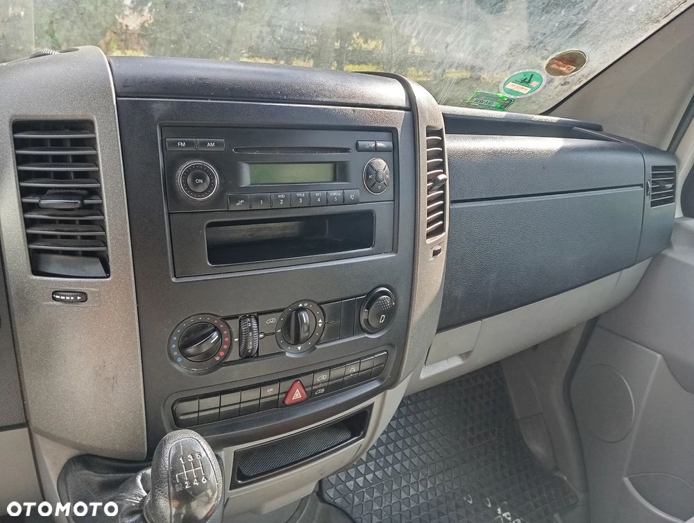 Volkswagen CRAFTER - 13