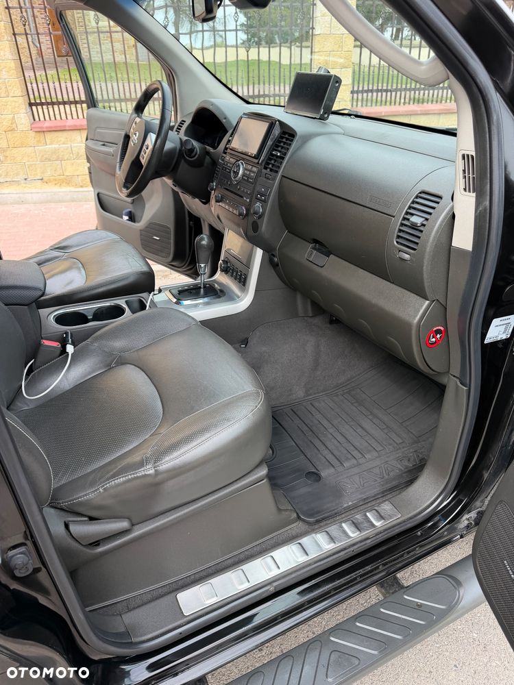 Nissan Navara - 35