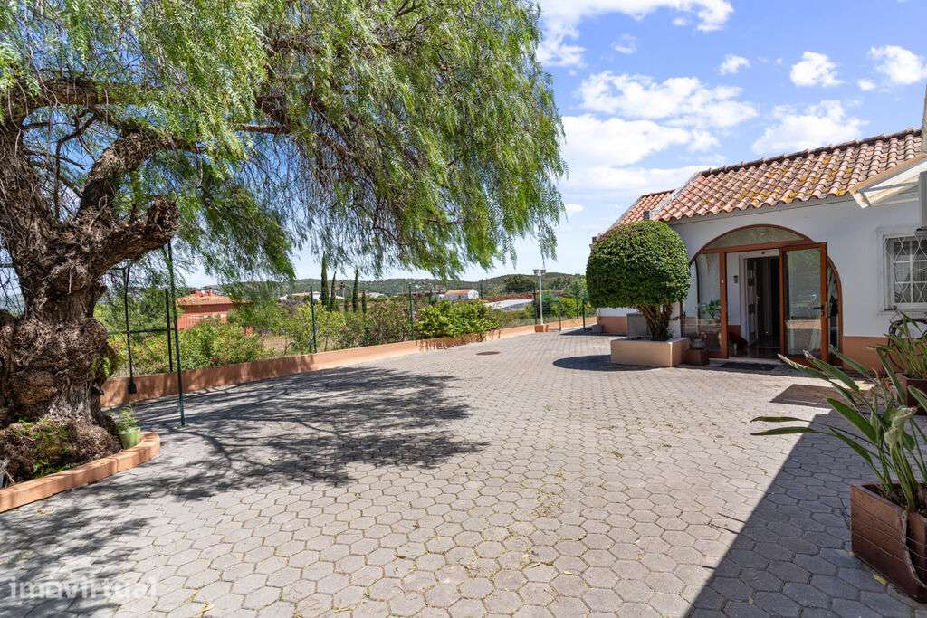 Moradia isolada T7 em Silves de 443 m2 - Grande imagem: 5/40