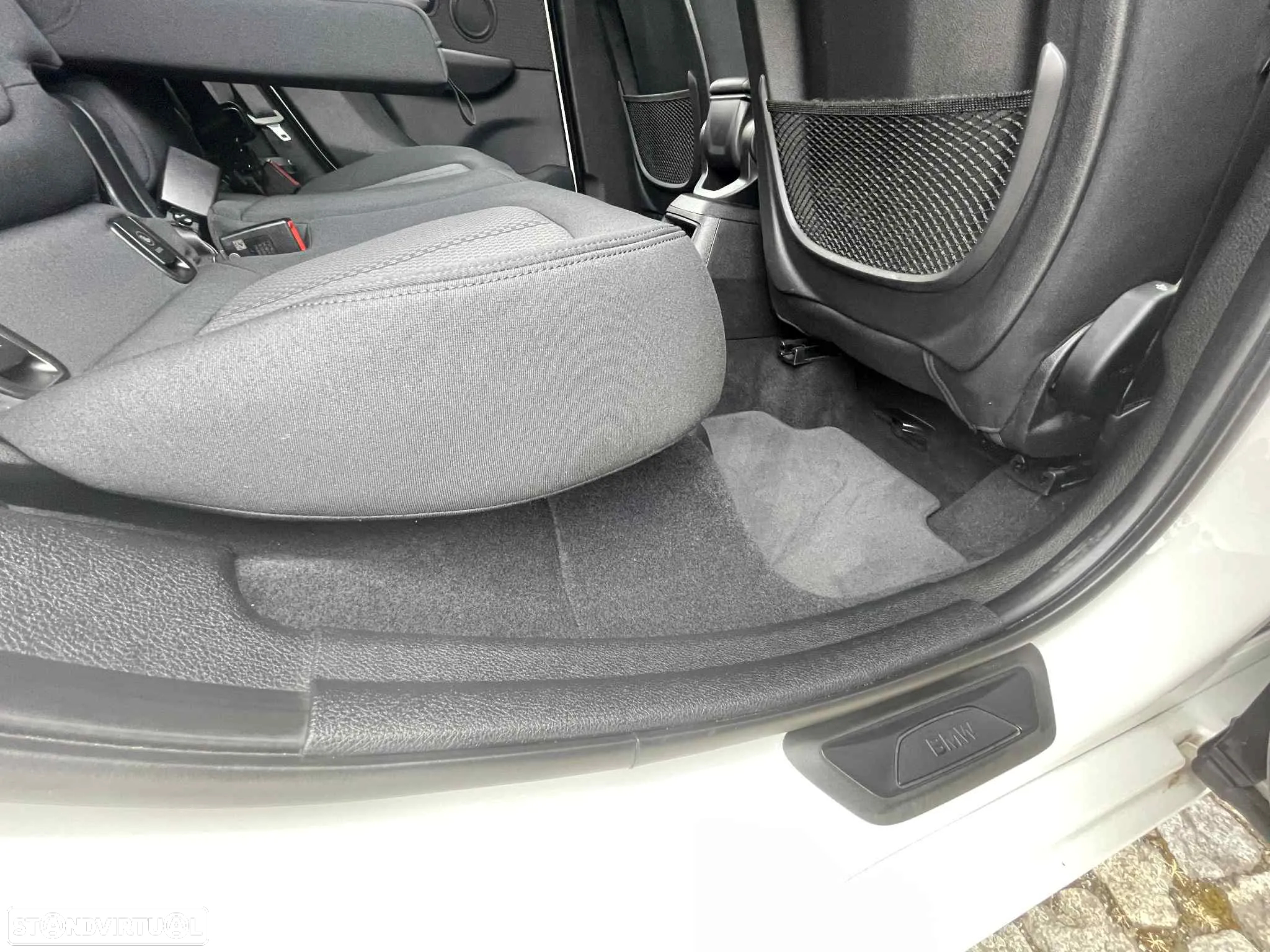 BMW 216 Active Tourer d Corporate Edition - 28