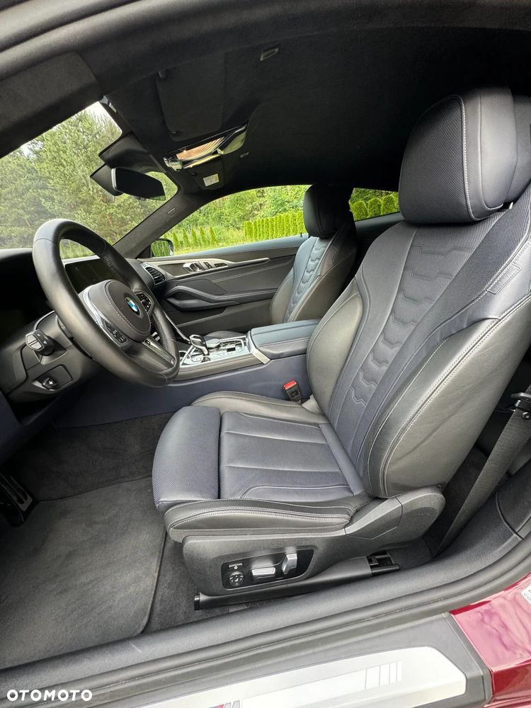 BMW Seria 8 840i xDrive - 16