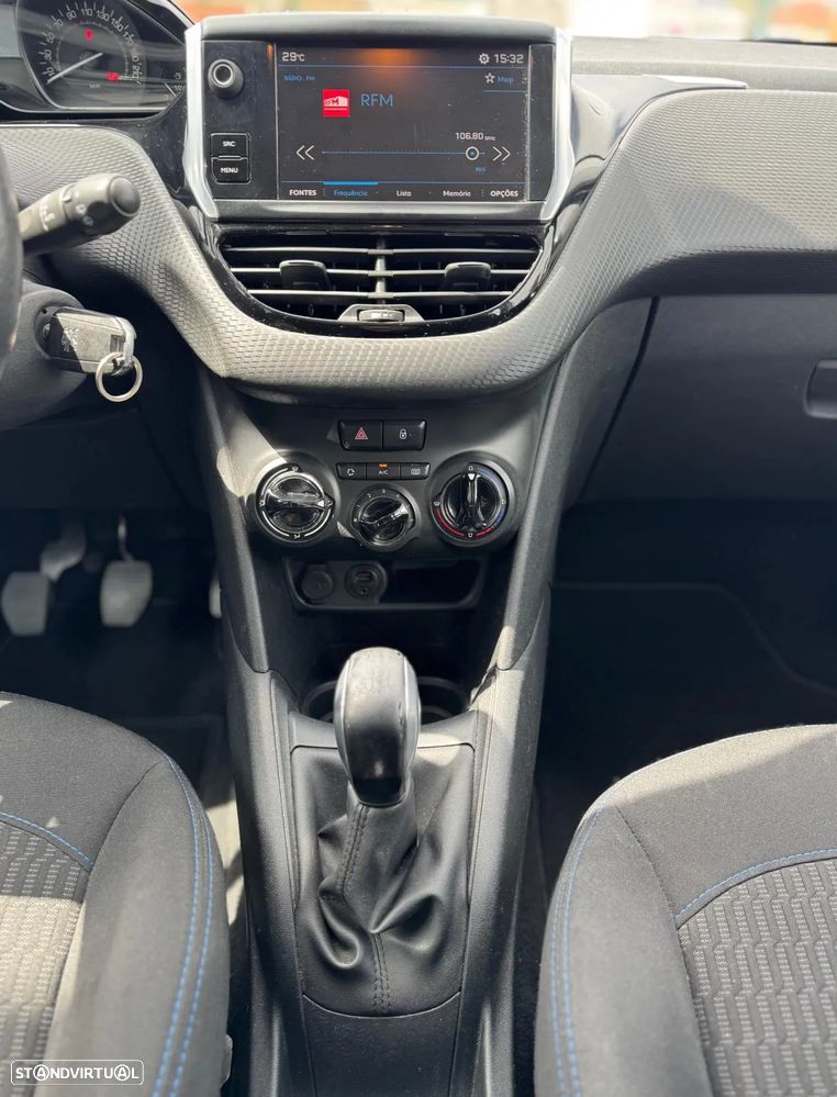 Peugeot 208 1.6 BlueHDi Style - 15