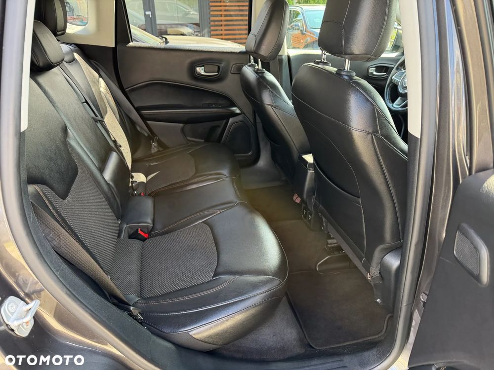 Jeep Compass 1.4 MultiAir Limited - 33
