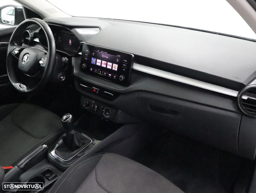 Skoda Fabia 1.0 TSI First Edtion - 4