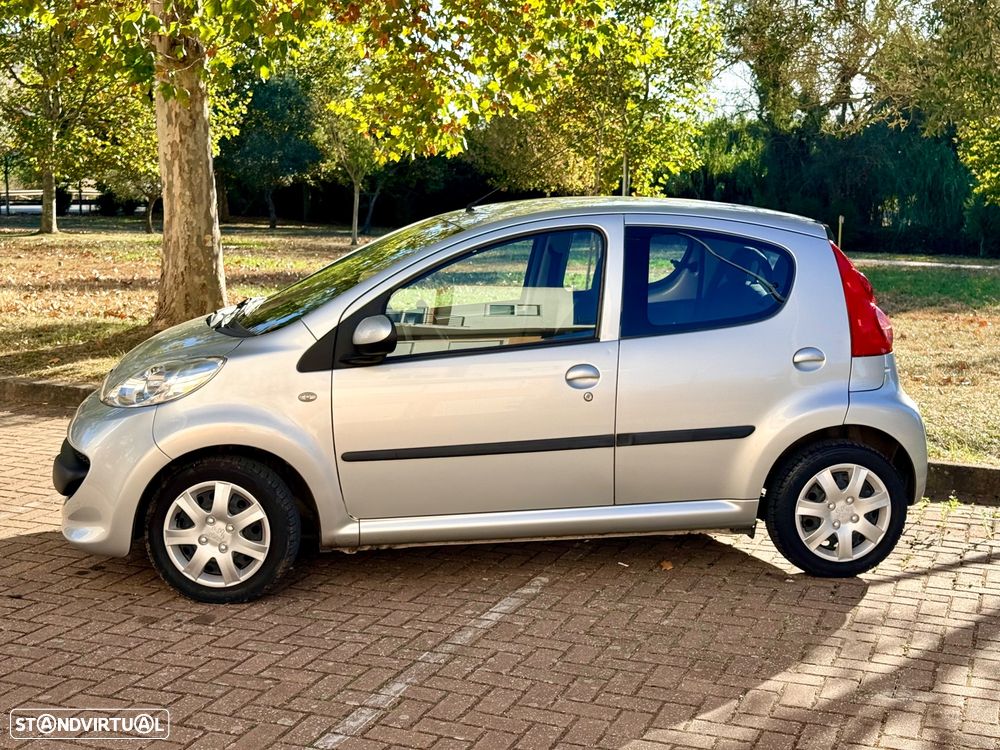 Peugeot 107 1.4 HDi Trendy - 6