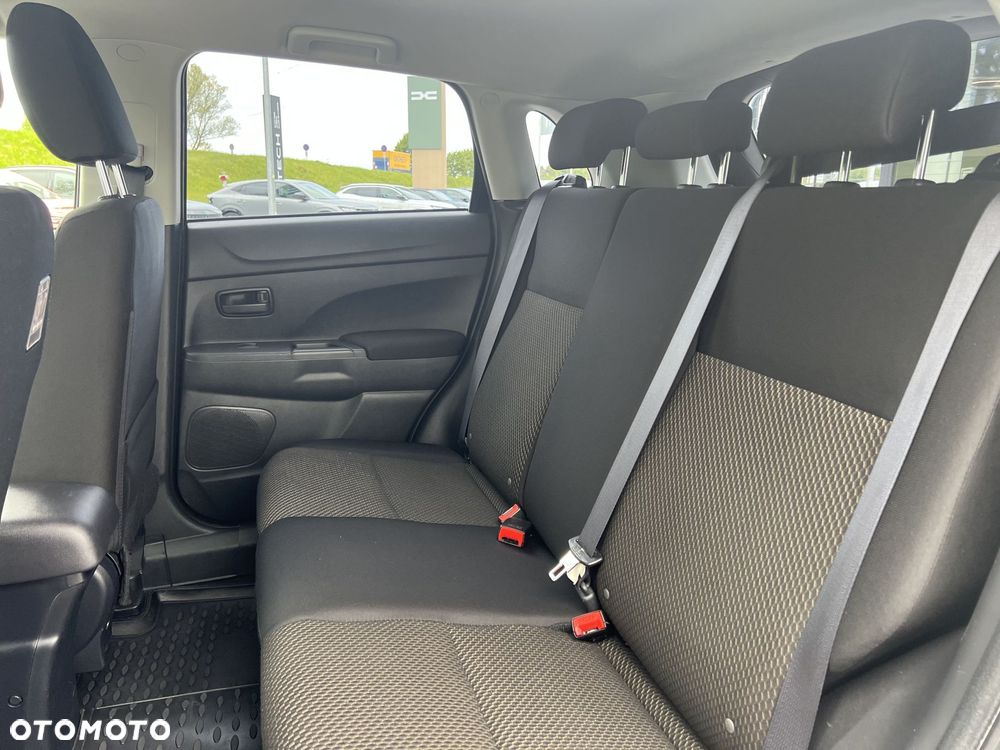 Mitsubishi ASX 1.6 Blue Sky Edition - 16