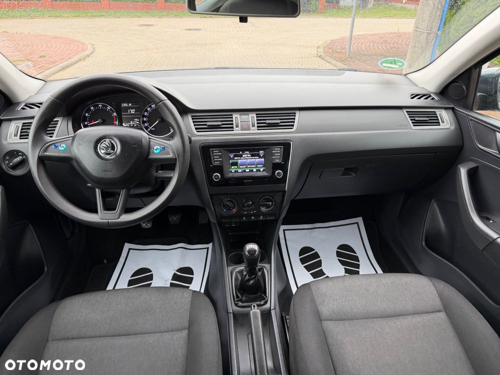 Skoda RAPID 1.2 TSI (Green tec) Emotion Plus - 25