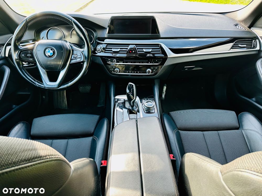 BMW Seria 5 520d Eff.Dynamics Luxury Line sport - 19