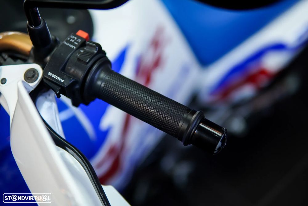 Honda Africa Twin 750 Adventure - 32