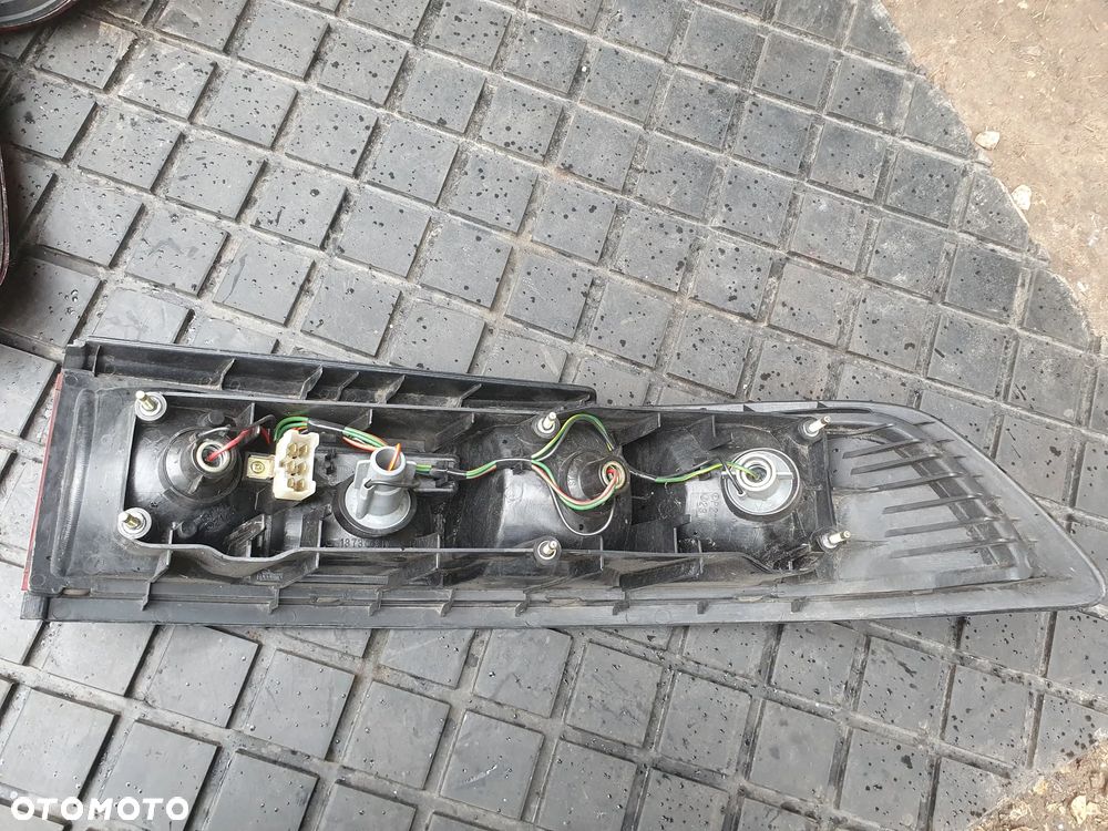 LAMPA ZESPOLONA TYLNA LEWA MAZDA 323 F BG - 3