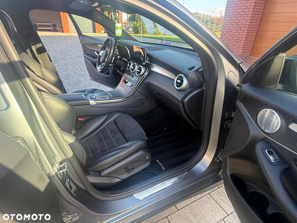 Mercedes-Benz GLC - 9
