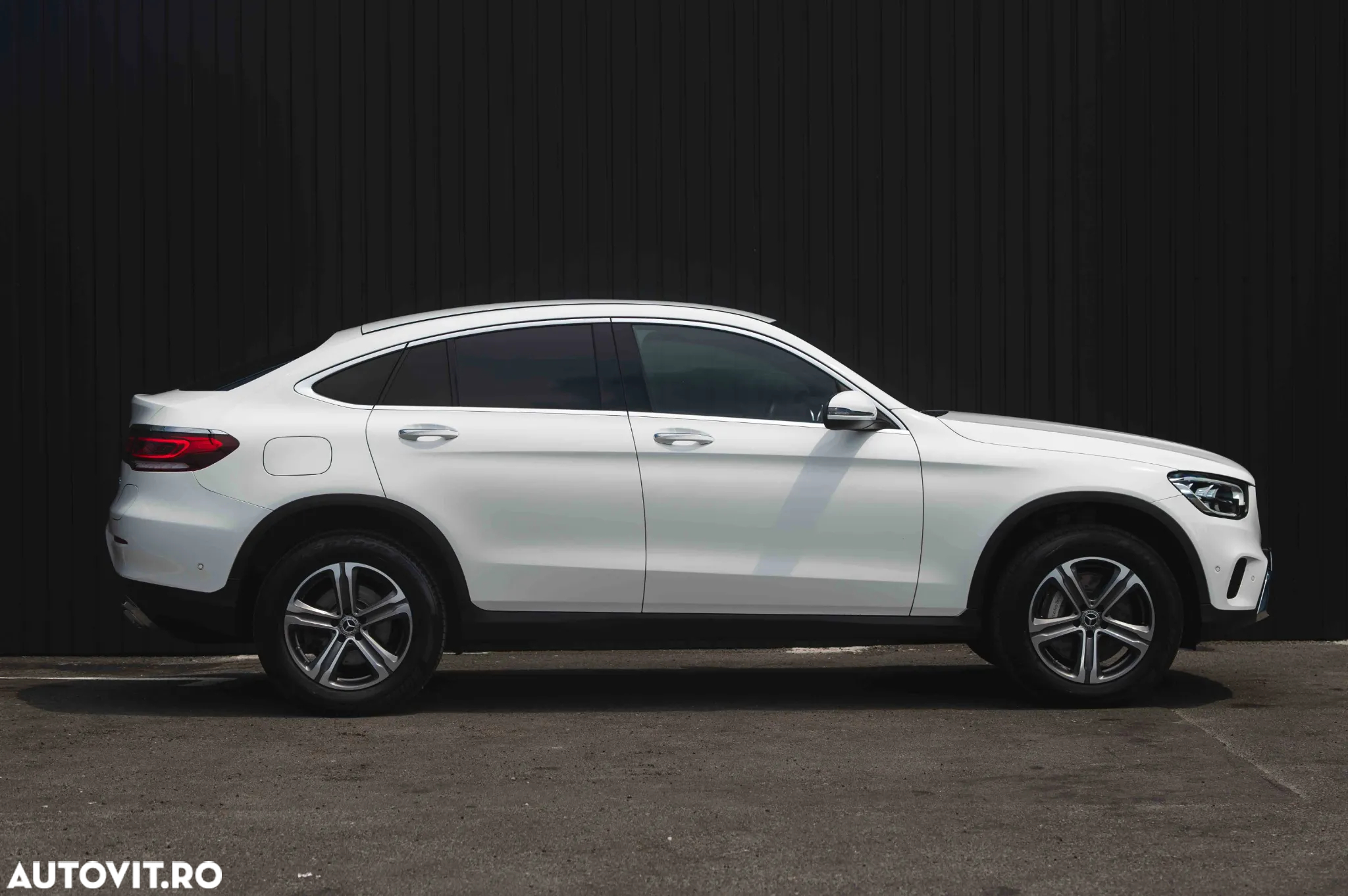 Mercedes-Benz GLC 300 de 4MATIC - 4