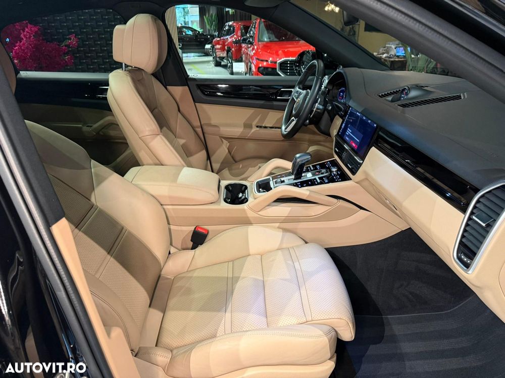 Porsche Cayenne Coupe - 27