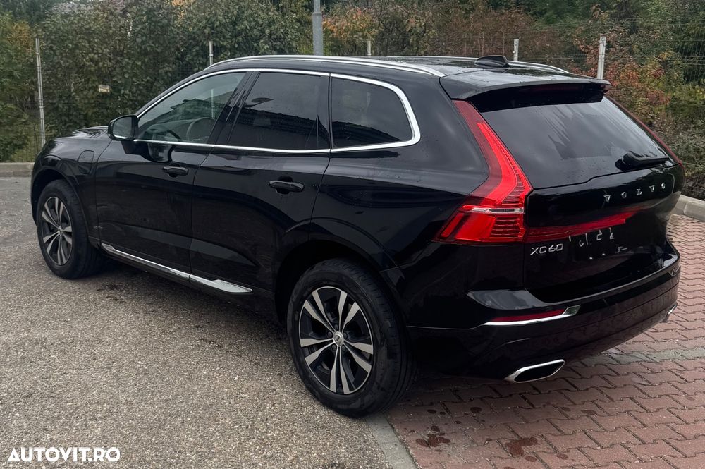 Volvo XC 60 T6 AWD Recharge Geartronic Inscription - 5