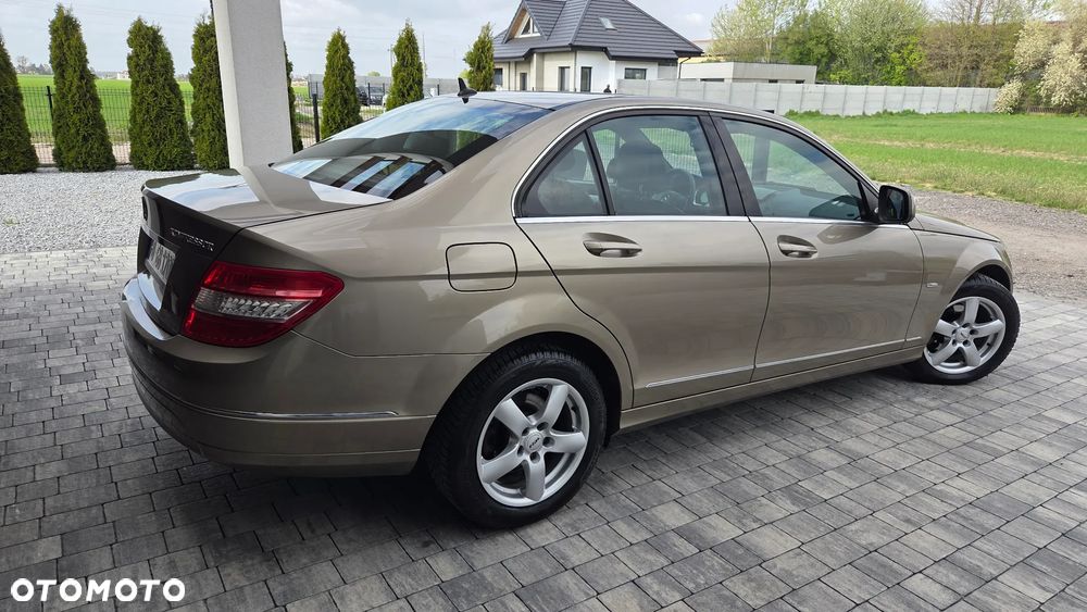 Mercedes-Benz Klasa C - 23