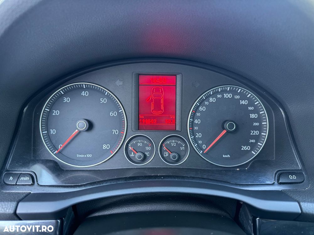 Volkswagen Golf 1.4 TSI GT Sport DSG - 15