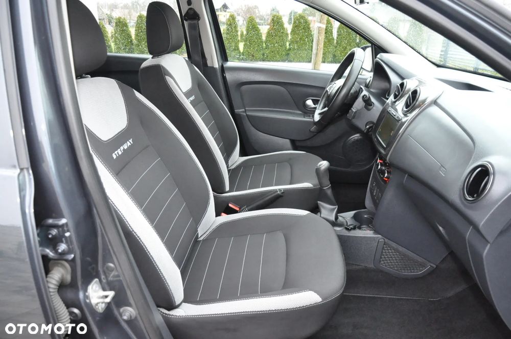 Dacia Sandero Stepway 0.9 TCe Laureate S&S - 30