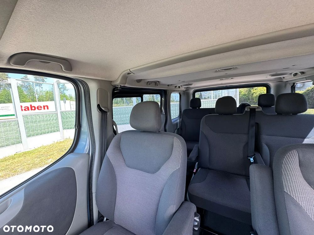 Opel Vivaro - 17