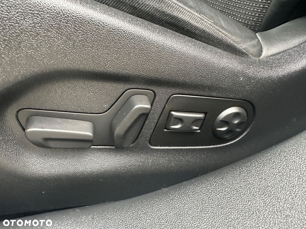 Citroën C5 HDi 165 FAP Exclusive - 24