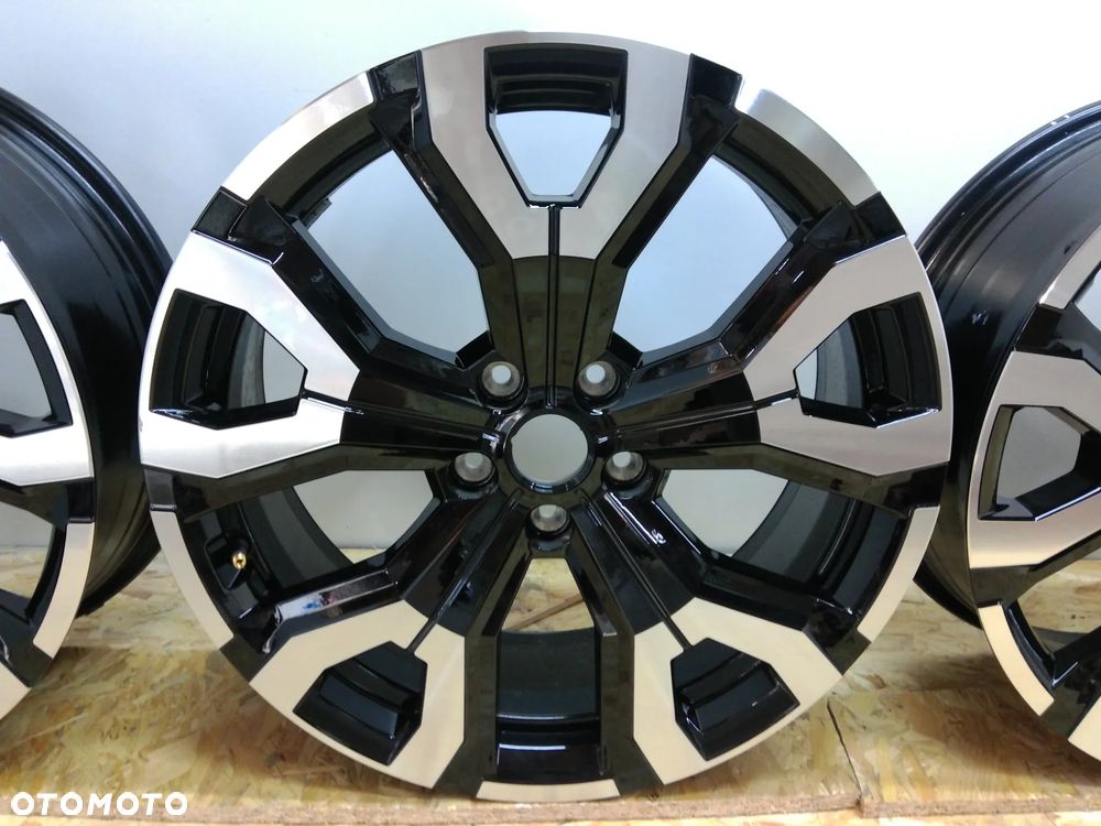 DACIA DUSTER III 23-> ALUFELGI 403007509R FELGI ALUMINIOWE 19" 7.0J ET31 5X114.3 KOMPLET ALUFELG ALU FELGA - 8