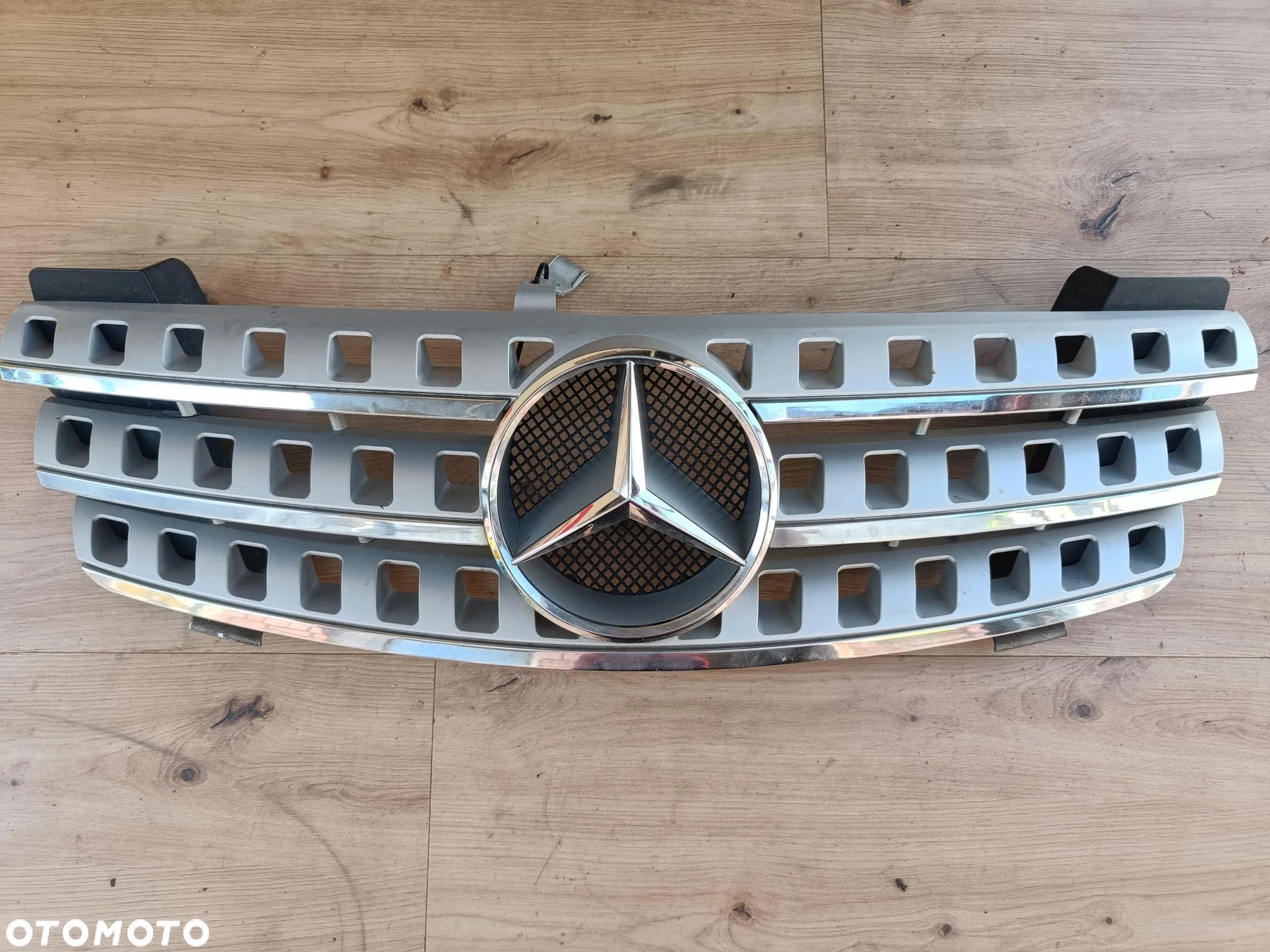 MERCEDES W164 ML GRILL GRIL ATRAPA PRZEDNIA PRZÓD AMG SPORT - 1