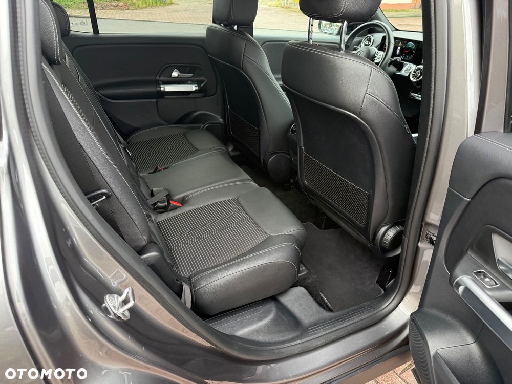 Mercedes-Benz GLB 200 d AMG Line 8G-DCT - 13