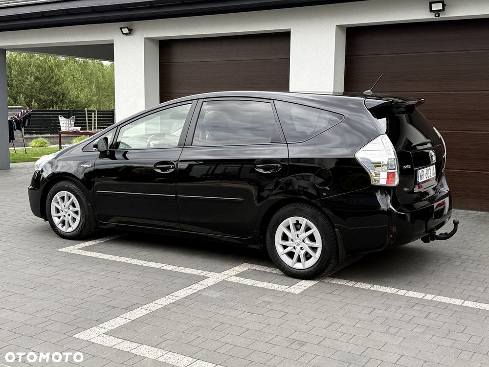 Toyota Prius+ (Hybrid) Executive - 4