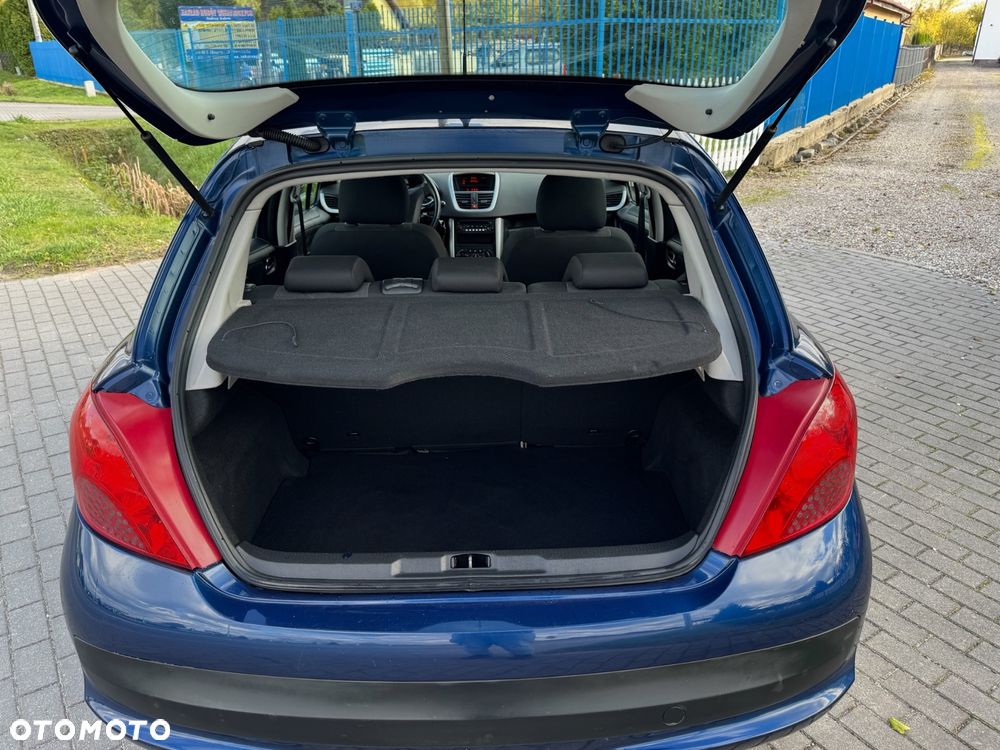 Peugeot 207 1.6 HDi 16V Trendy - 11