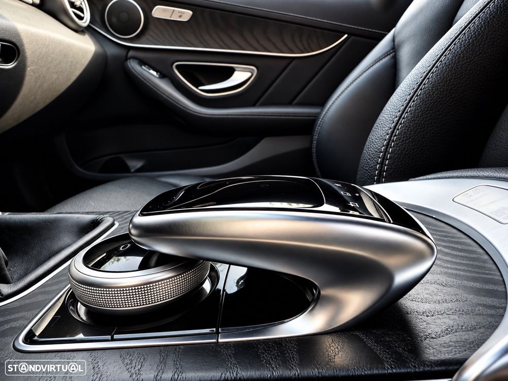 Mercedes-Benz C 220 d AMG Line - 28