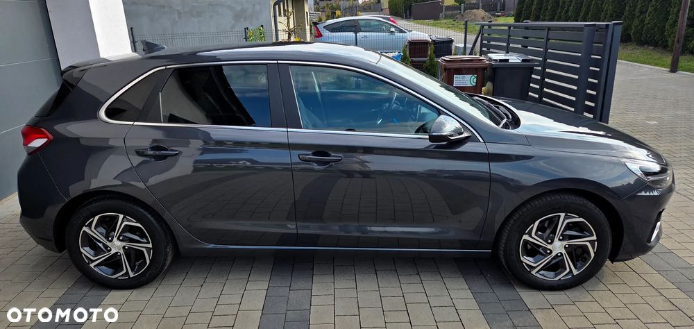Hyundai i30 1.5 DPI Comfort - 10