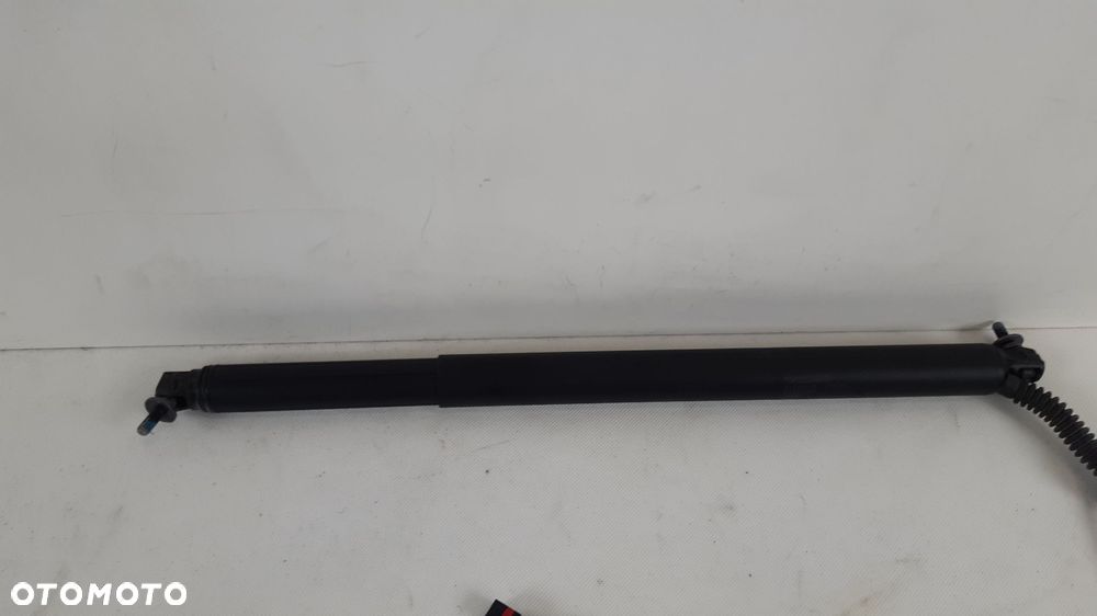 VOLVO XC90 II SIŁOWNIK KLAPY BAGAŻNIKA 31690603 - 2