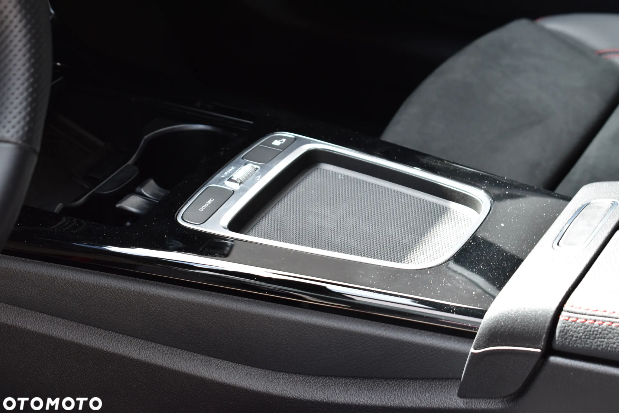 Mercedes-Benz CLA 220 AMG Line 7G-DCT - 19