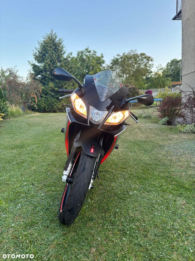 Aprilia RS - 9