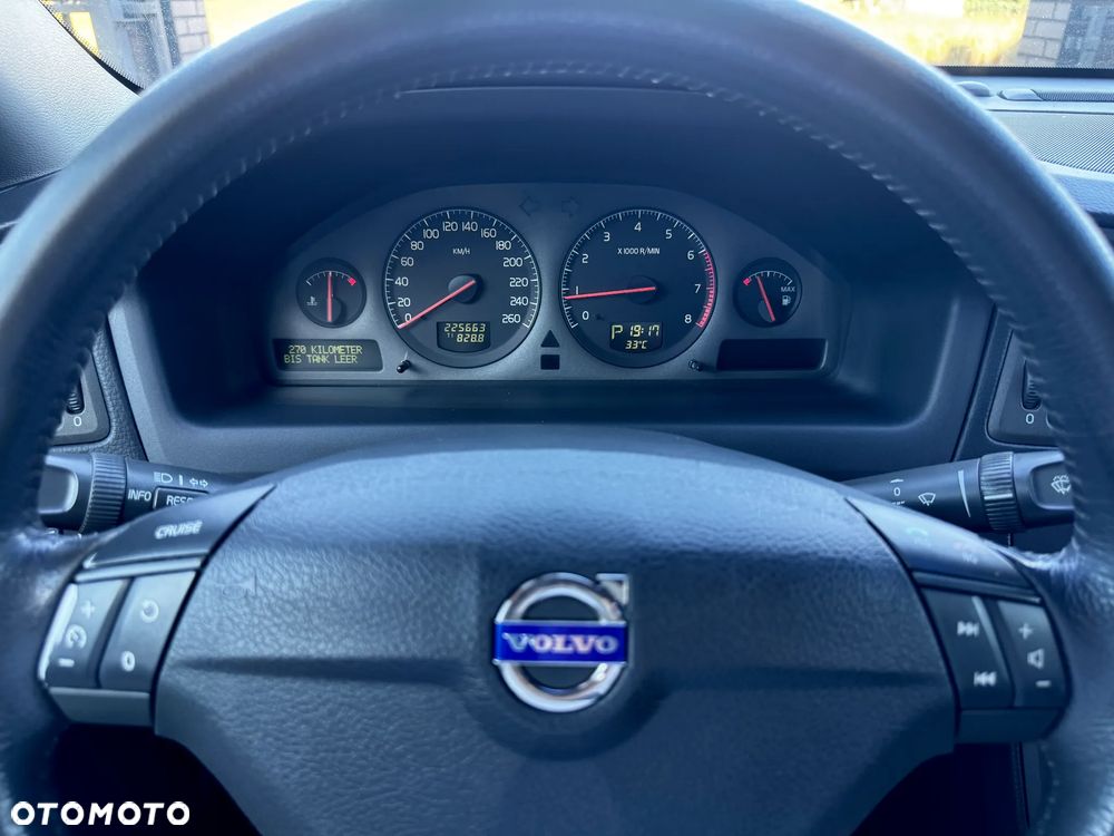 Volvo S60 2.4 Summum - 17