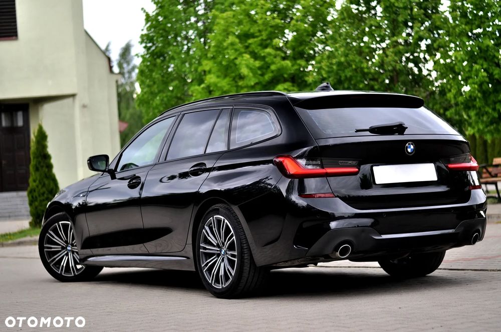 BMW Seria 3 320d M Sport sport - 10