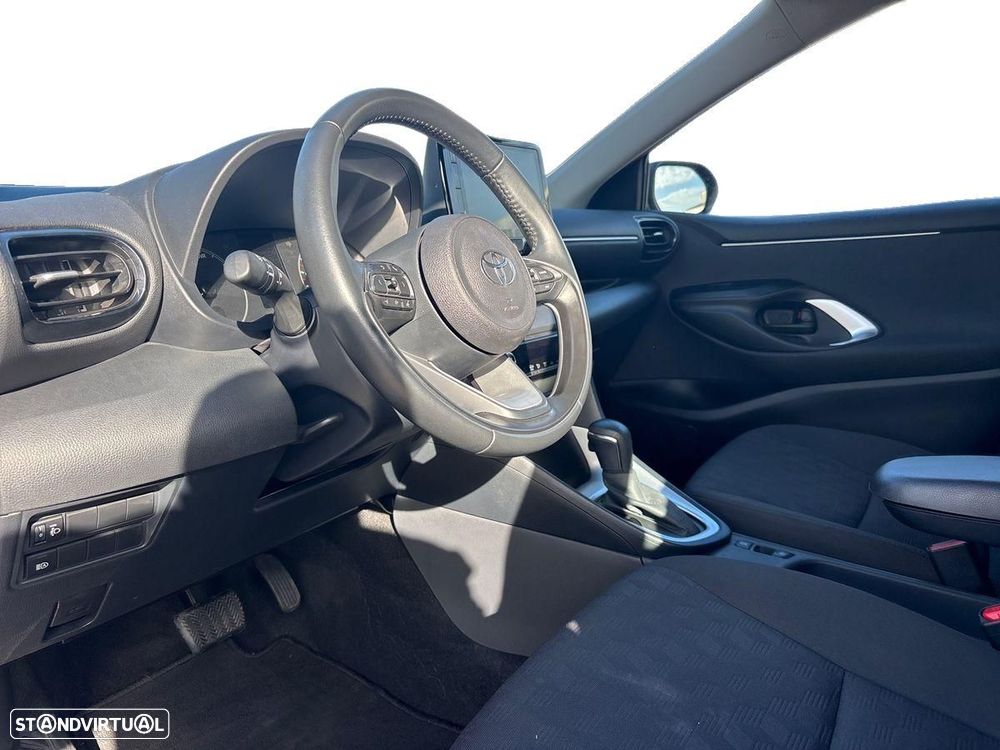 Toyota Yaris 1.5 HDF Comfort Plus - 20