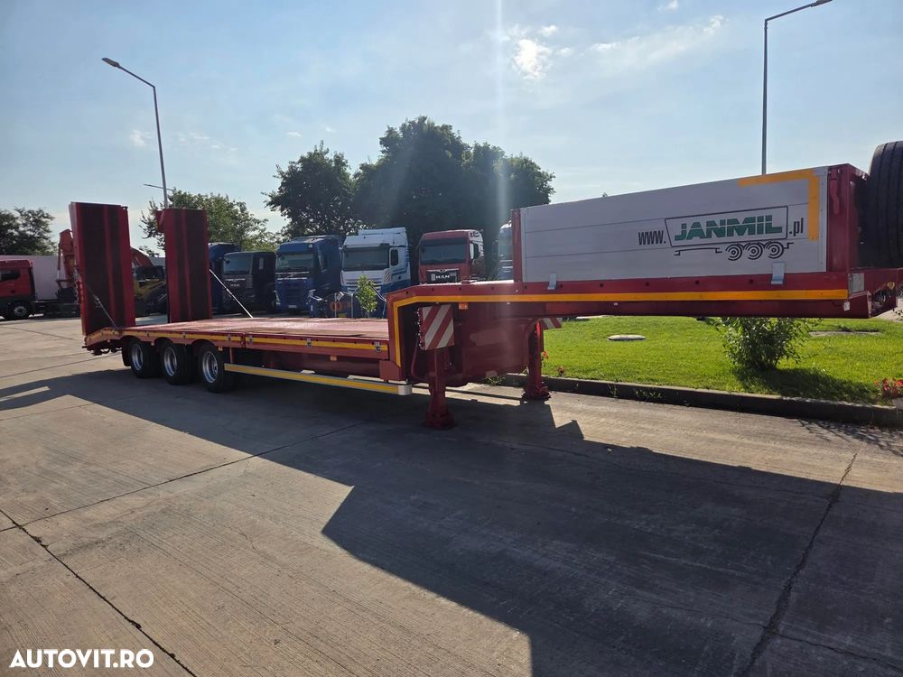 Janmil TRAILER 3 axe FULL OPTION-NOU, 2026, rampe DUBLE, lemne pt extensii latime la 3m, 2 roti rezerva, axe SAF, anv Goodyear, TROLIIU, cutie depozitare, obloane pe gatul de lebada, Carte identitate RAR, Podea rabatabila, posibil leasing-PROMOTIE 58.900eur - 12
