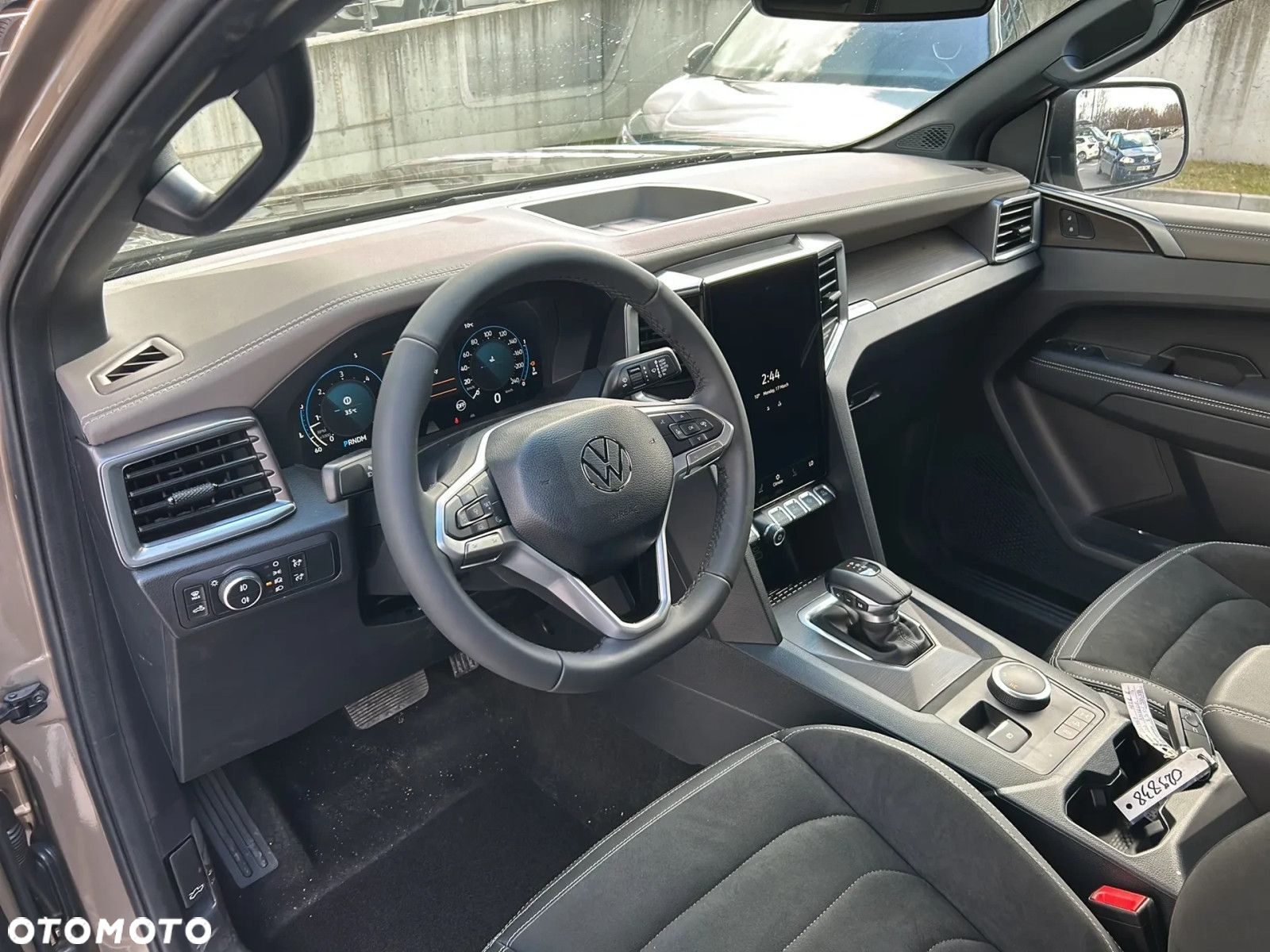 Volkswagen Amarok 3.0 V6 TDI 4Mot Style - 10