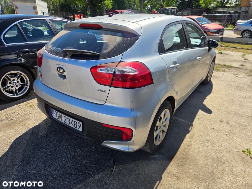 Kia Rio 1.4 crdi M - 3