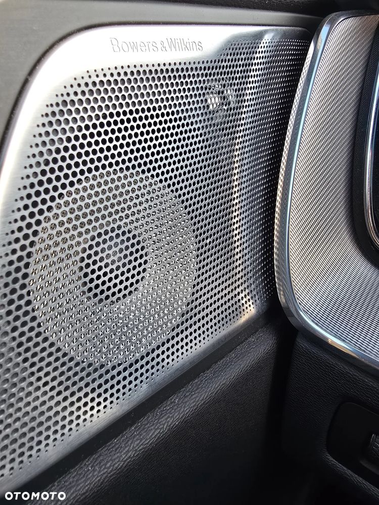 Volvo XC 60 B5 D AWD R-Design - 14