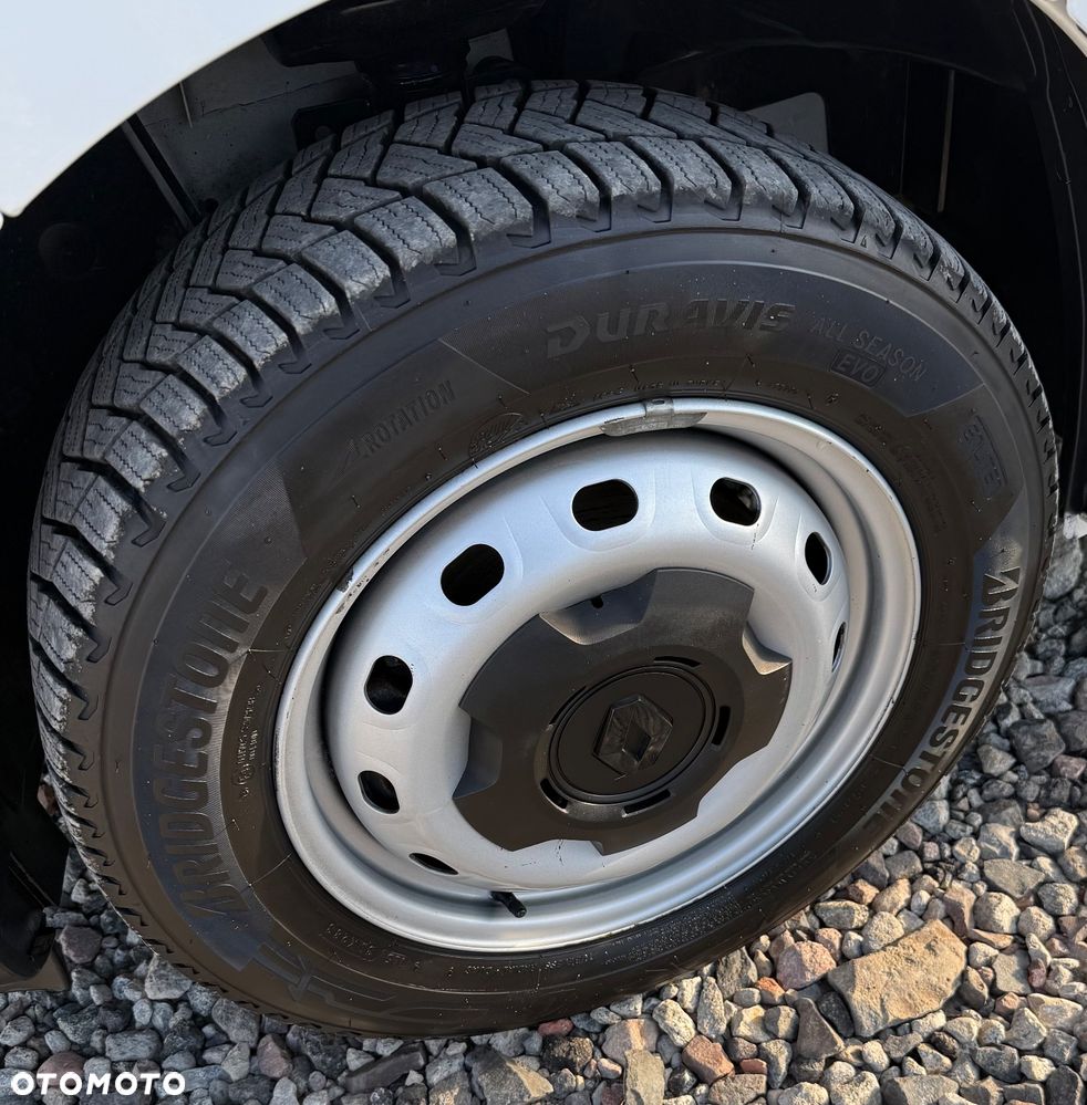 Renault Trafic L1H1, 2.0dci, klima,tempomat, navi, sensory, czujniki pdc - 24