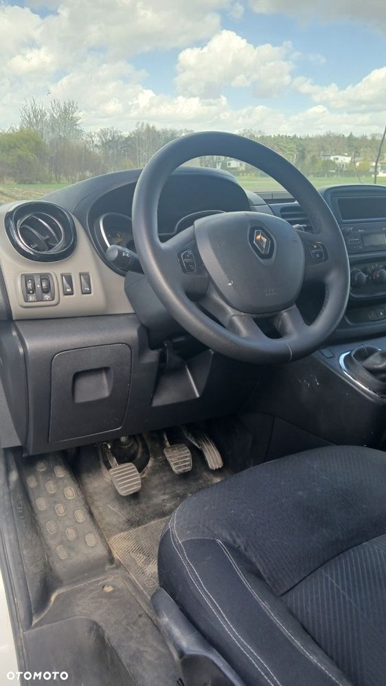 Renault Trafic - 20