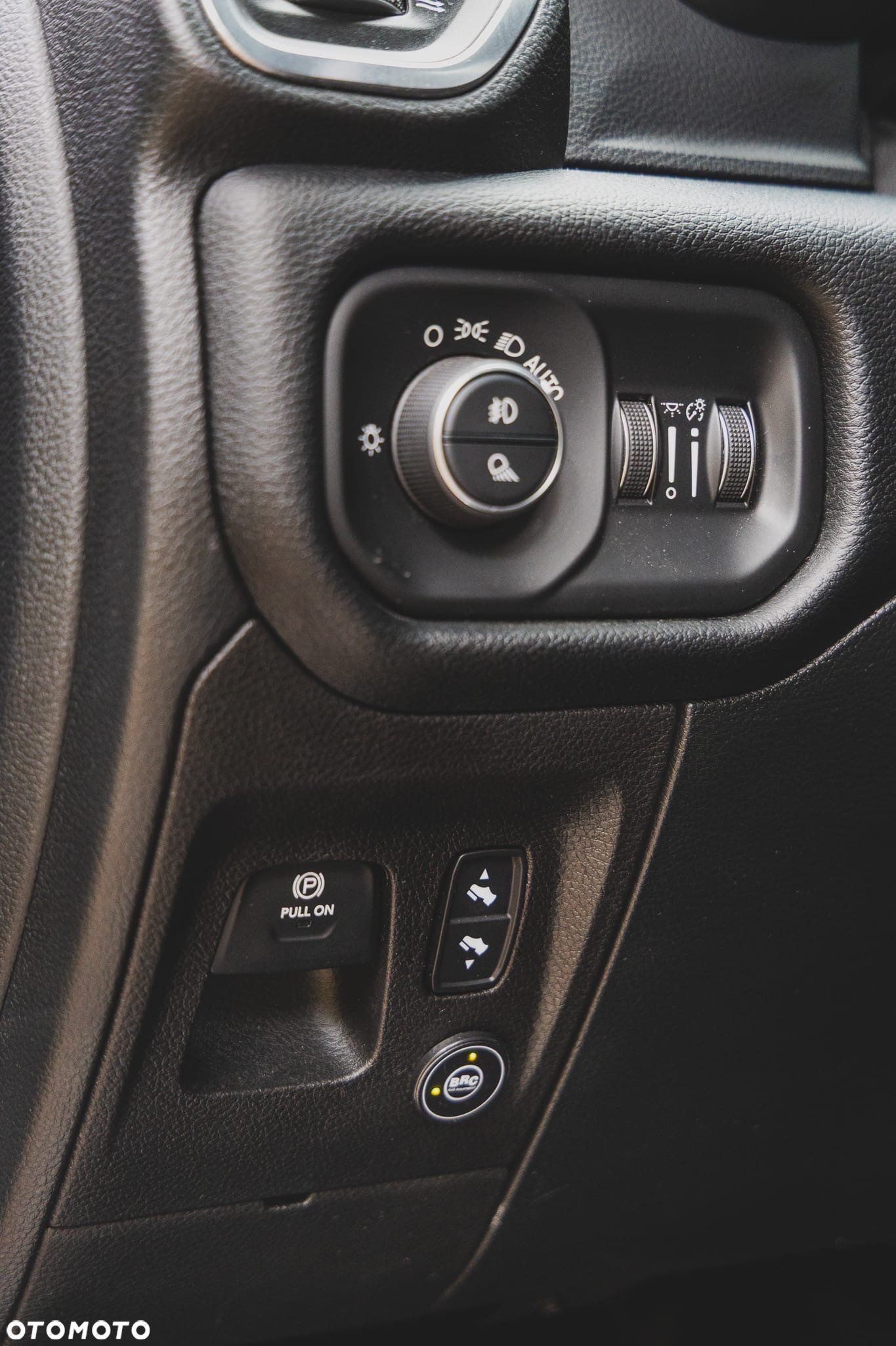 Dodge RAM 1500 5.7 4x4 - 27