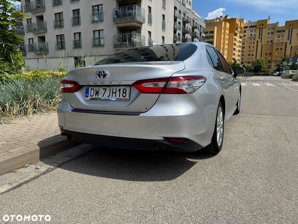 Toyota Camry 2.5 Hybrid Executive CVT - 7