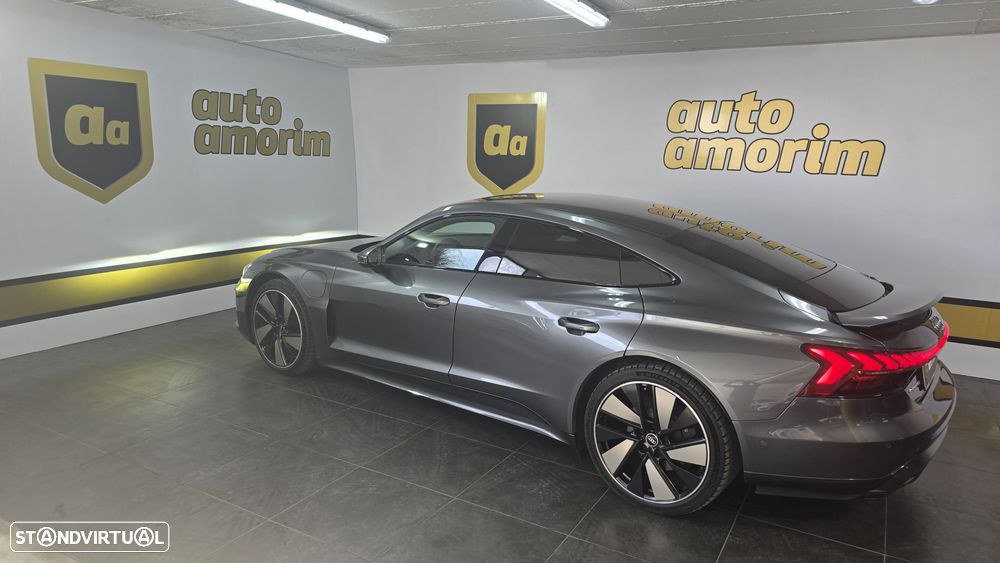 Audi e-tron GT quattro - 14