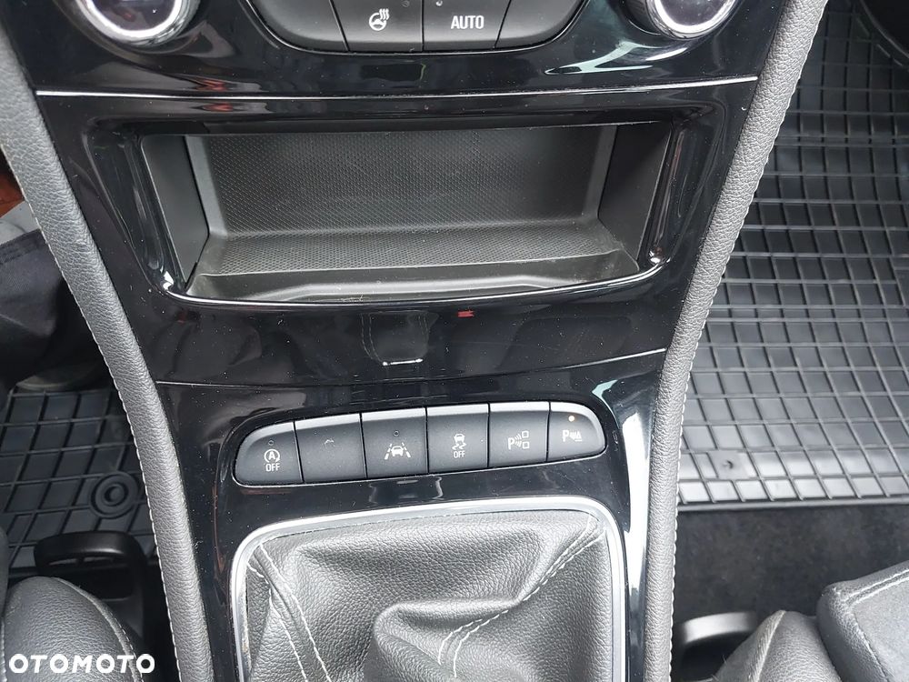 Opel Astra 1.4 Turbo Edition - 20