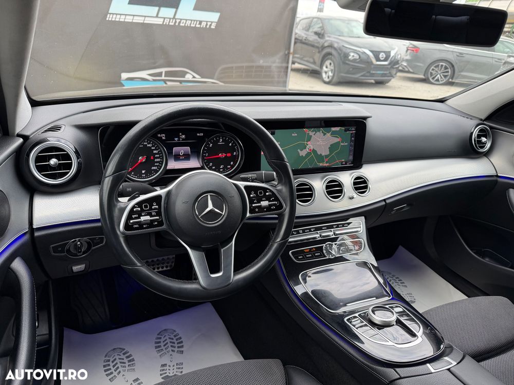 Mercedes-Benz E 220 d 4Matic 9G-TRONIC Avantgarde - 11