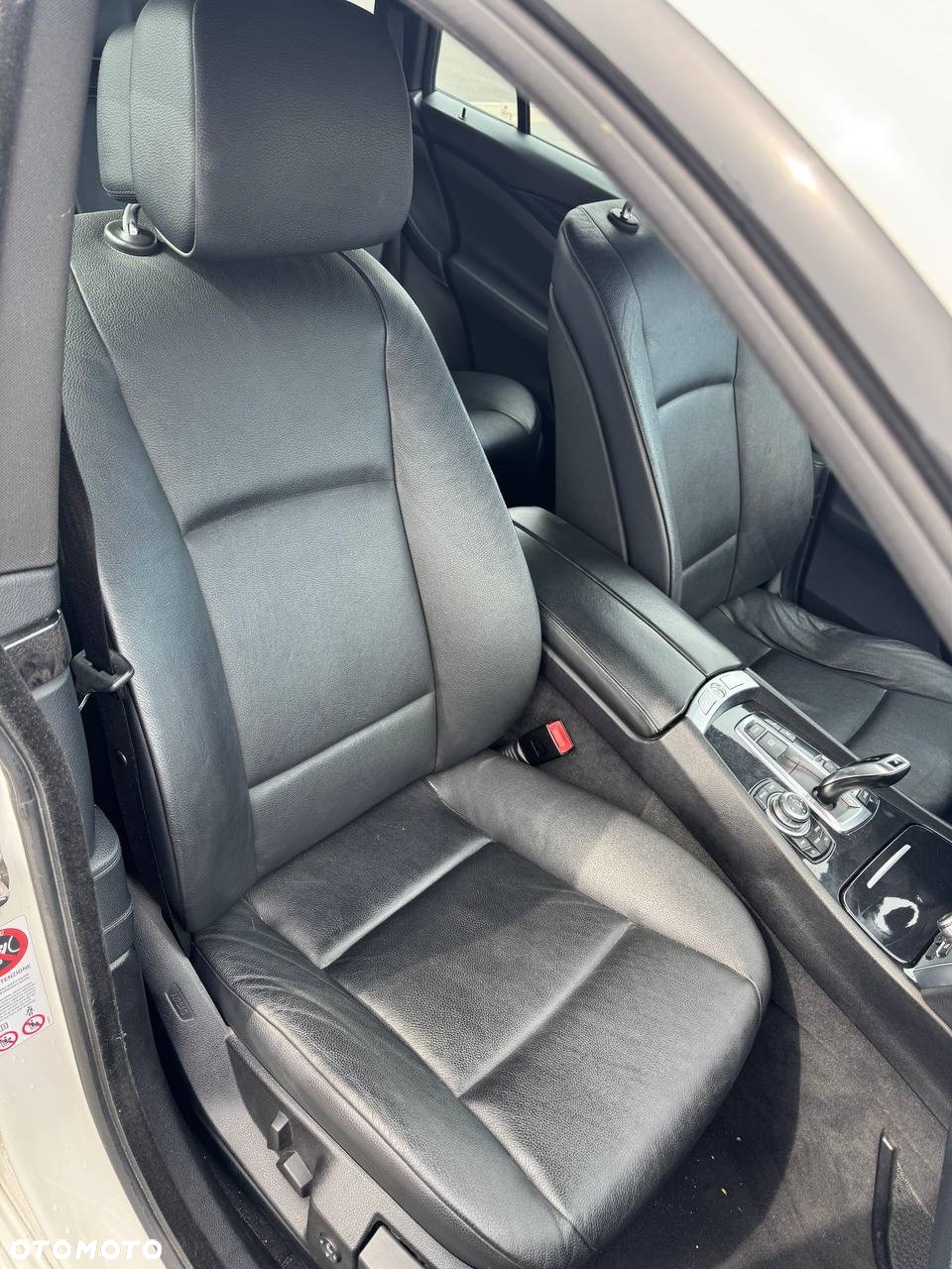 BMW 5GT 530d xDrive - 14